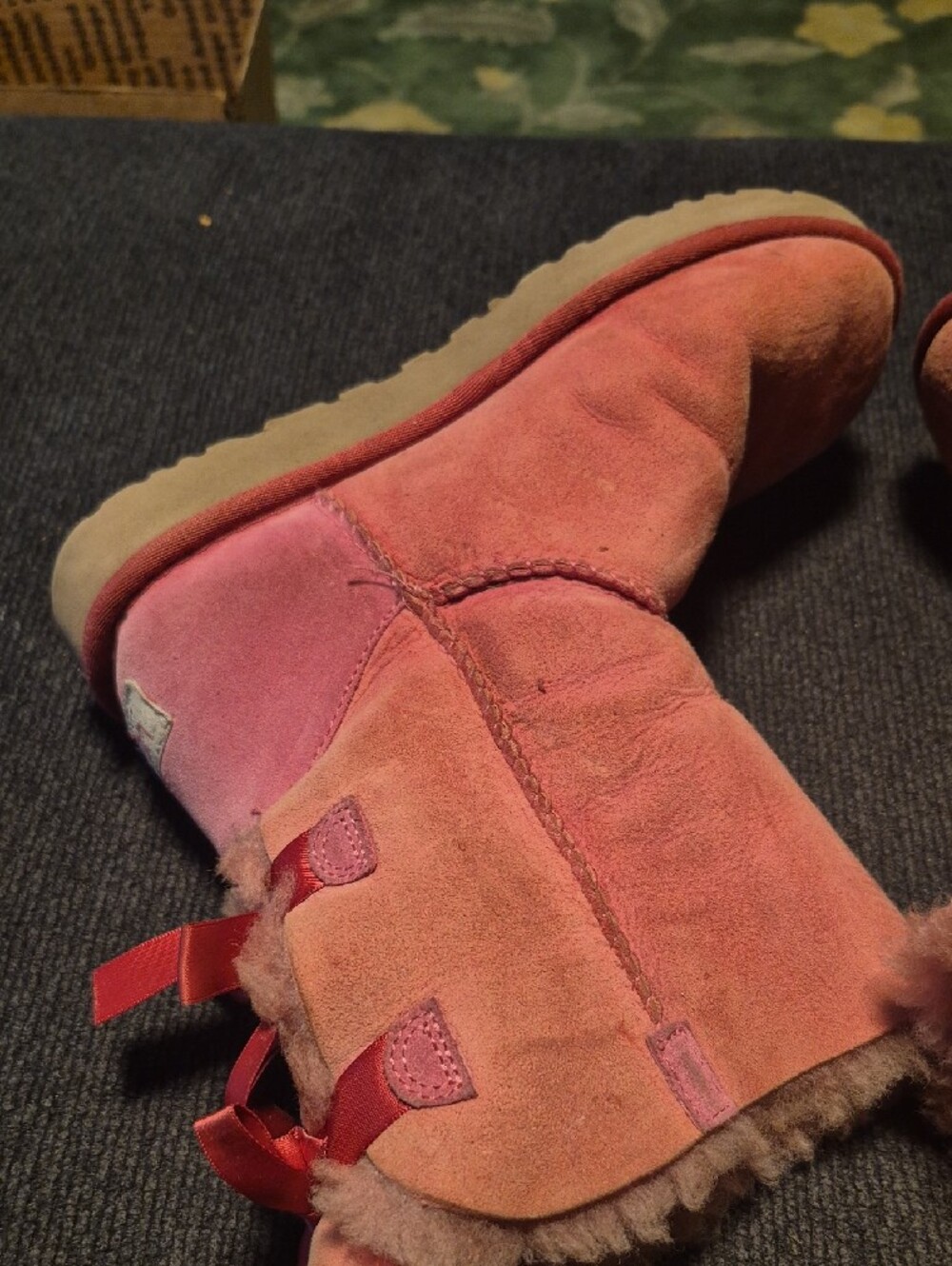 UGG Pink Suede Shearling Boot with Back Bows - Picture 5 of 7
